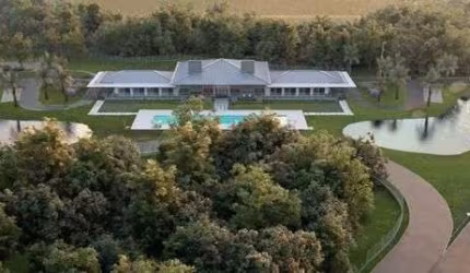 Lote fundo lago em condomínio fechado