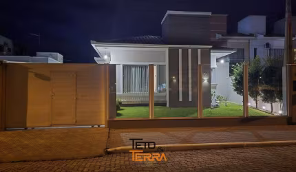 CASA MOBILIADA Á  VENDA!