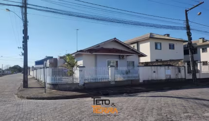 Casa á venda no Mata Atlântica 1, com 3 quartos sendo 1 suíte possuindo 90m²