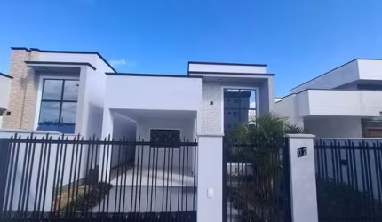Casa á venda no Bosque da Mata com 2 quartos sendo 1 suíte com 86 m²
