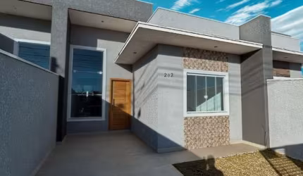Casa com 3 quartos à venda na Rua Macadamia, 208, Eucaliptos, Fazenda Rio Grande por R$ 470.000