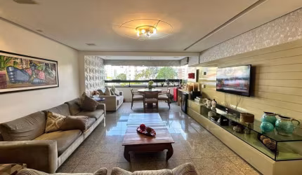 Apartamento à venda com152m², 3 suítes, sendo uma master com closet, varanda, 3 vagas na garagem, p