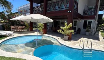 Casa de Praia 287m² com 4 suítes, piscina, churrasqueira, 4 garagens, totalmente mobiliada, à venda