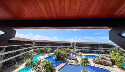 Excelente Flat à venda no OKA BEACH RESIDENCE, à beira-mar; 59,82m;  2 quartos, 1 suíte; 1 vaga. Mu