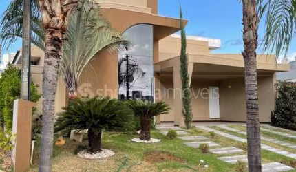 CASA NO GAIVOTA I para venda possui 220 metros quadrados com 3 quartos