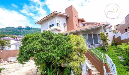 Casa com 4 dormitórios à venda, 369 m² por R$ 2.980.000,00 - Trindade - Florianópolis/SC