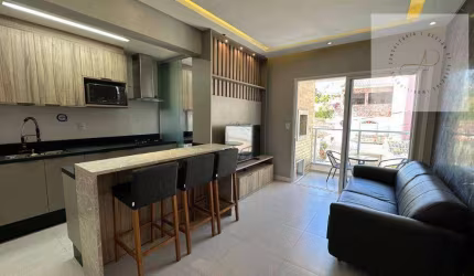 Apartamento com 2 dormitórios à venda, 63 m² por R$ 870.000,00 - Pantanal - Florianópolis/SC