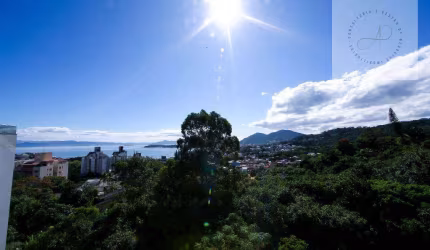 Apartamento com 3 dormitórios para alugar, 114 m² por R$ 8.474/mês - João Paulo - Florianópolis/SC