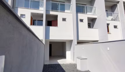 Ultima unidade! Triplex  Pronto para Morar, localizado no bairro Itoupava Central.
