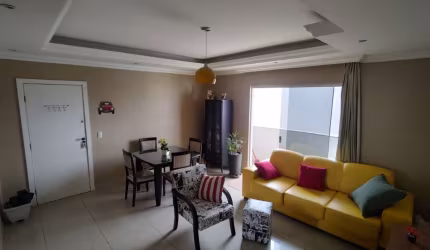 Apartamento 3 quartos, suíte, 2 vagas cobertas, bairro Diamante, BH