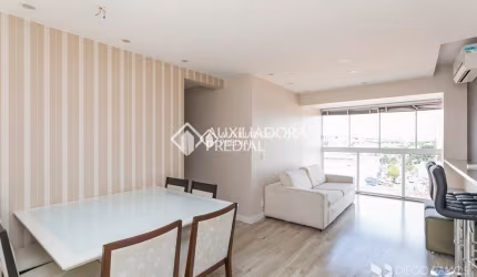 Excelnete apartamento de 2 quartos no Rossi Fiateci