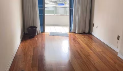 Apartamento à venda, no Bairro Campinas, São José-SC, com 4 quartos, sendo 1 suíte, com 1 vaga