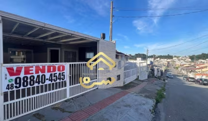 Casa à venda, no Bairro Bela Vista, Palhoça-SC, com 2 quartos, sendo , com 2 vagas
