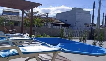 Casa à venda, no Bairro Pinheira, Palhoça-SC, com 3 quartos, sendo 1 suíte, com 4 vagas