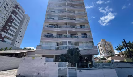 Apartamento à venda, no Bairro Barreiros, São José-SC, com 2 quartos, sendo 1 suíte, com 1 vaga