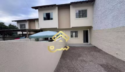 Sobrado à venda, no Bairro Potecas, São José-SC, com 2 quartos, sendo , com 2 vagas