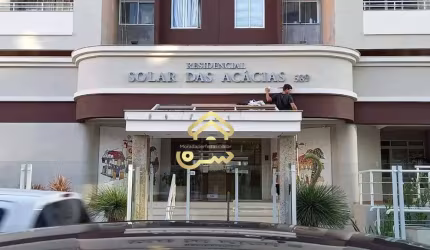 Apartamento à venda, no Bairro Campinas, São José-SC, com 4 quartos, sendo 1 suíte, com 2 vagas