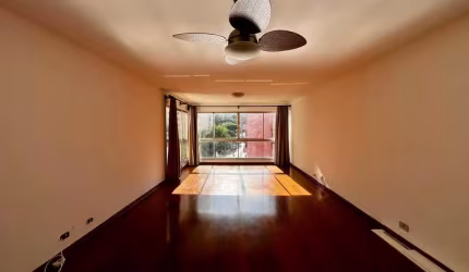 Na Consolação, 122m² mobiliados, em andar alto, com vaga e muita luz natural. Um apê que abraça a vida em família, a poucos passos da Paulista.