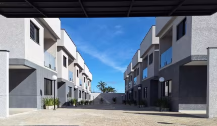 Sobrado à Venda – Vila Santa Clara, Botucatu/SP
