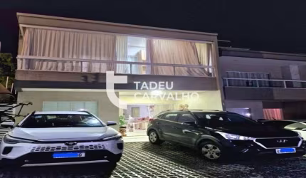 Residencial Versalhes - Excelente Casa com 4 suítes, piscina em Condomínio fechado
