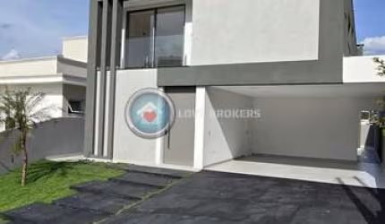 Casa Alto Padrão em Jardim das Cerejeiras, Arujá/SP