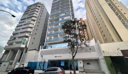 Apartamento novo com 3 quartos a 100m da Praia em Itapuã!!