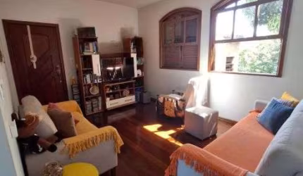 Apartamento 3 quartos com suíte, 124m² e sol da manhã na Praia da Costa!