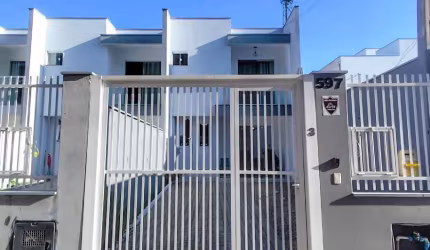 Sobrado Geminado com 02 Suítes SEMIMOBILIADO