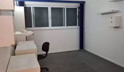 Imóvel para aluguel possui 36 metros quadrados com 1 quarto em República - São Paulo - SP