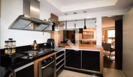 Imóvel para aluguel possui 120 metros quadrados com 2 quartos em Moema - São Paulo - SP
