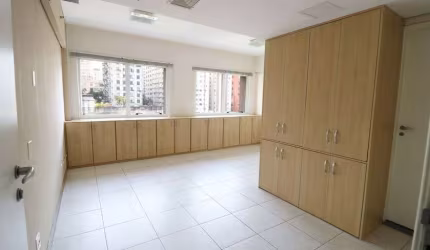 Ponto comercial/Loja/Box para venda possui 28 metros quadrados em Liberdade - São Paulo - SP