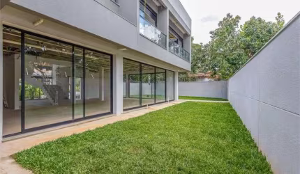 Imóvel para venda tem 931 metros quadrados com 4 quartos em Jardim dos Estados - São Paulo - SP