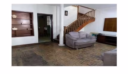 Sobrado 5 quartos ,2 vagas, 3 banheiros, edículas à venda, 200 m² por R$ 800.000 - Mooca - São Paulo/SP