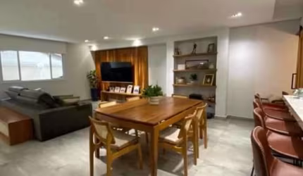 Sobrado com 3 suites e 4 vagas, 320 m² por R$ 2.100.000 - Vila Formosa