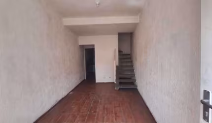 Sobrado com 2 dormitórios à venda, 62 m² por R$ 320.000 - Água Rasa -