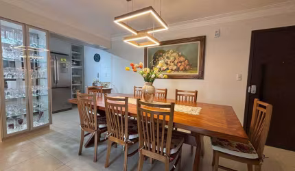 Apartamento com 2 quartos, Vila Caiçara, Praia Grande - R$ 890 mil, Cod: 8577