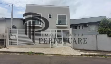 Sobrado para Locação em Ponta Grossa, Orfãs, 3 dormitórios, 2 suítes, 1 banheiro