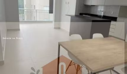 Apartamento com 2 dormitórios varanda gourmet lazer de clube nas Astúrias