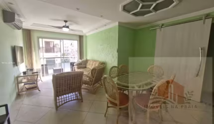 Apartamento reformado com 3 dormitórios 1 vaga lado praia na Enseada