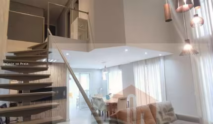 Cobertura triplex em prédio frente ao mar 3 dormitórios 1 suíte 2 vagas nas Astúrias