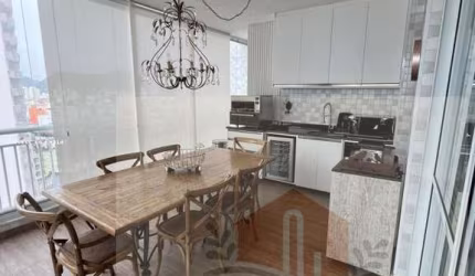 Apartamento com 3 dormitórios varanda gourmet 2 vagas lazer de clube nas Astúrias