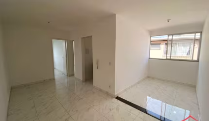 Apartamento com 2 quartos para alugar na Rua Três, 5, Monte Castelo, Contagem por R$ 1.250