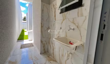 Linda casa Jardim Icaraí 50 metros da estrada velha 5 minutos da praia e do centro de Caucaia
