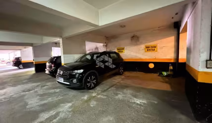Garagem à venda na Rua Santo Antônio, 522, Floresta, Porto Alegre por R$ 35.000
