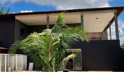 Casa com 03 suítes no Curió Utinga