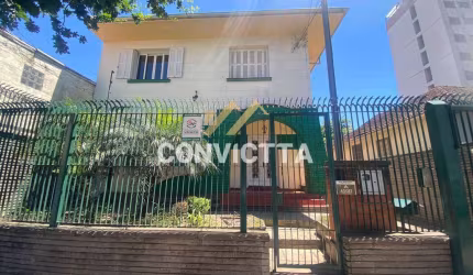 CASA PARA VENDA E LOCAÇÃO NO BAIRRO CENTRO