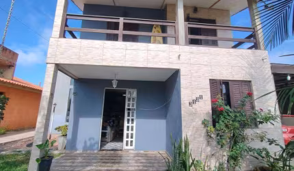 Sobrado 4 Dormitórios à venda no Bairro CAPÃO NOVO com 120 m² de área privativa - 2 vagas de garagem