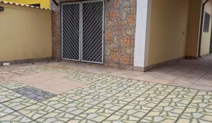 Casa para Venda em Itanhaém, Itanhem, 2 dormitórios, 1 suíte, 1 banheiro, 1 vaga