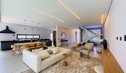 Linda casa para aluguel no condomínio Residencial 04 em Alphaville - Santana de Parnaíba- SP