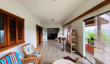 Casa à venda em Alphaville - Santana de Parnaíba - SP